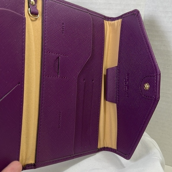 PURPLE Travel wallet - Picture 5 of 8